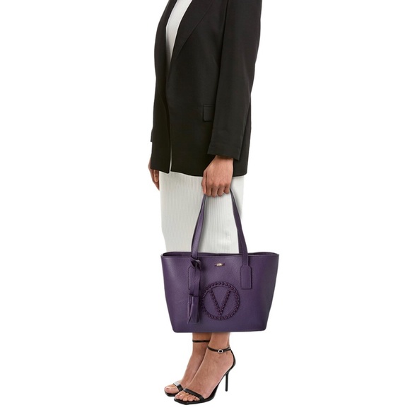 AUTHENTIC 100💯VALENTINO PURPLE TOTE 👜 - Picture 2 of 7